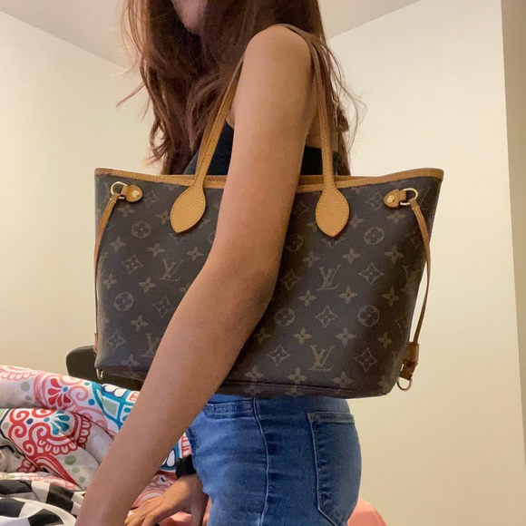 Louis Vuitton Neverfull PM - Picture 10 of 12